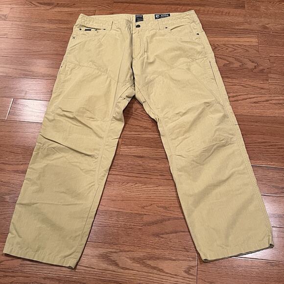 Kuhl Konfidant Air Cargo Pants Men's 40x30 Khaki Vented Knee Hiking Gusseted - Picture 2 of 16